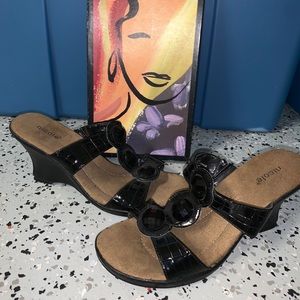 Cute Black Wedge-type Sandal...SUPER COMFY!!!